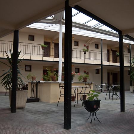 Hotel Urgain Oronoz-Mugaire ภายนอก รูปภาพ